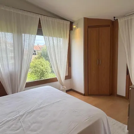 Ap Txalupa Ii Apartman
